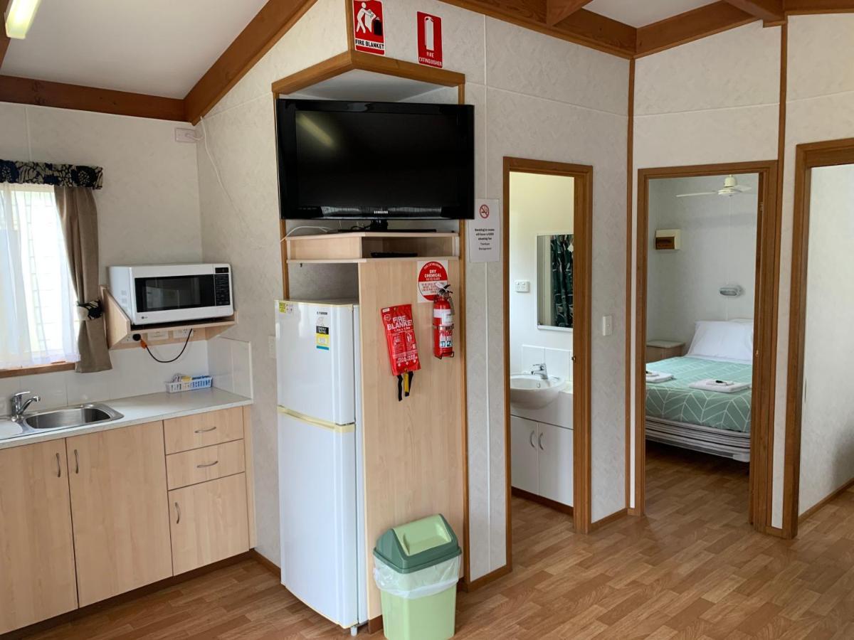 Tatura Cabin & Caravan Park Eksteriør bilde