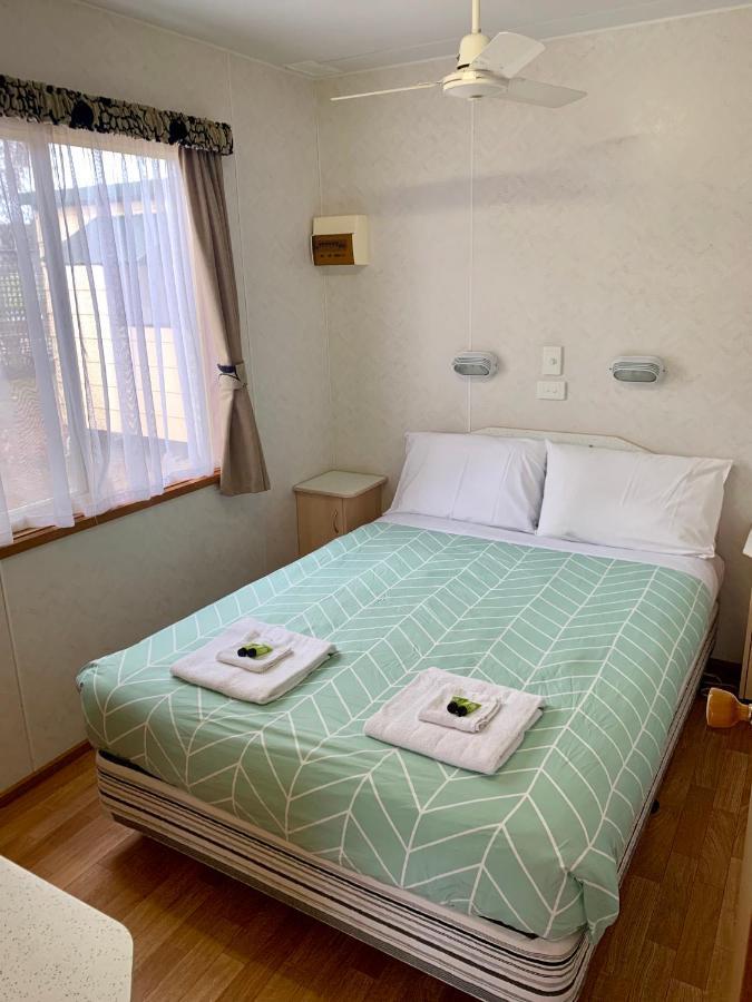 Tatura Cabin & Caravan Park Eksteriør bilde